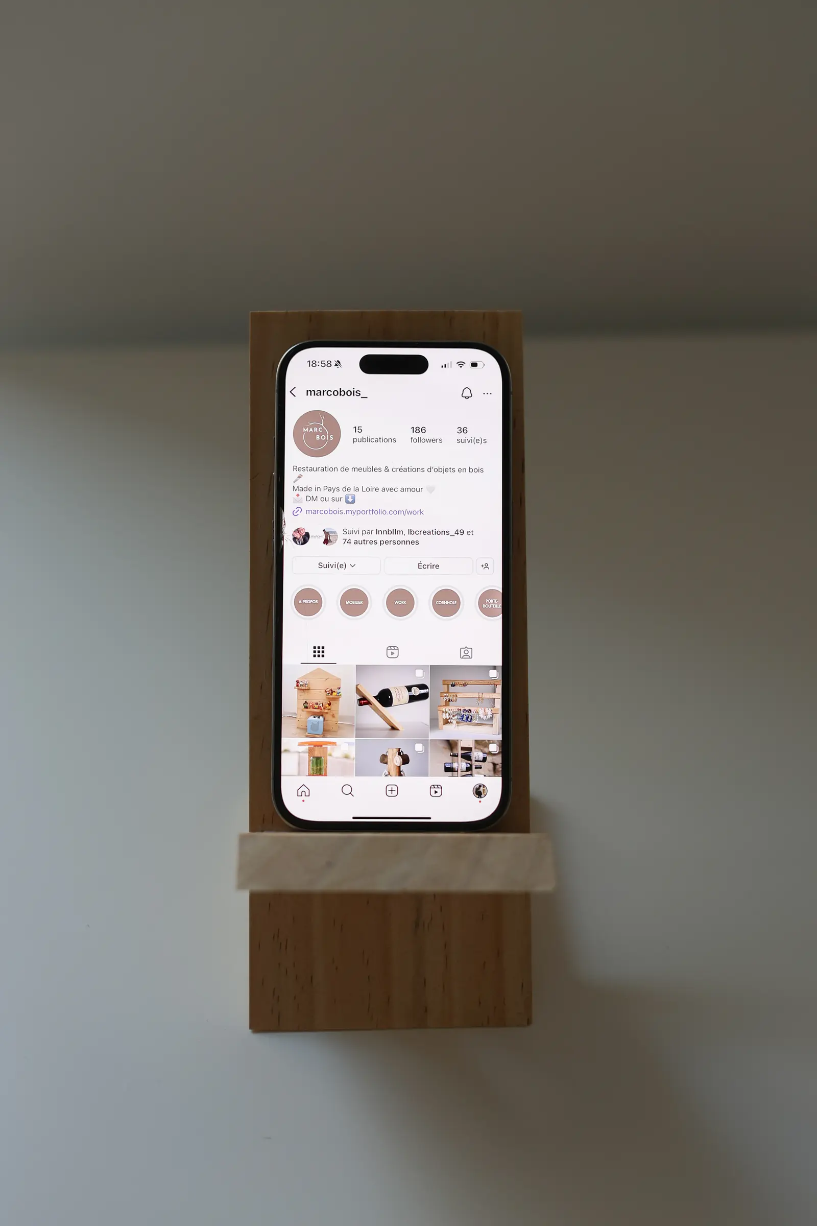 Le support téléphone — Objets du quotidien