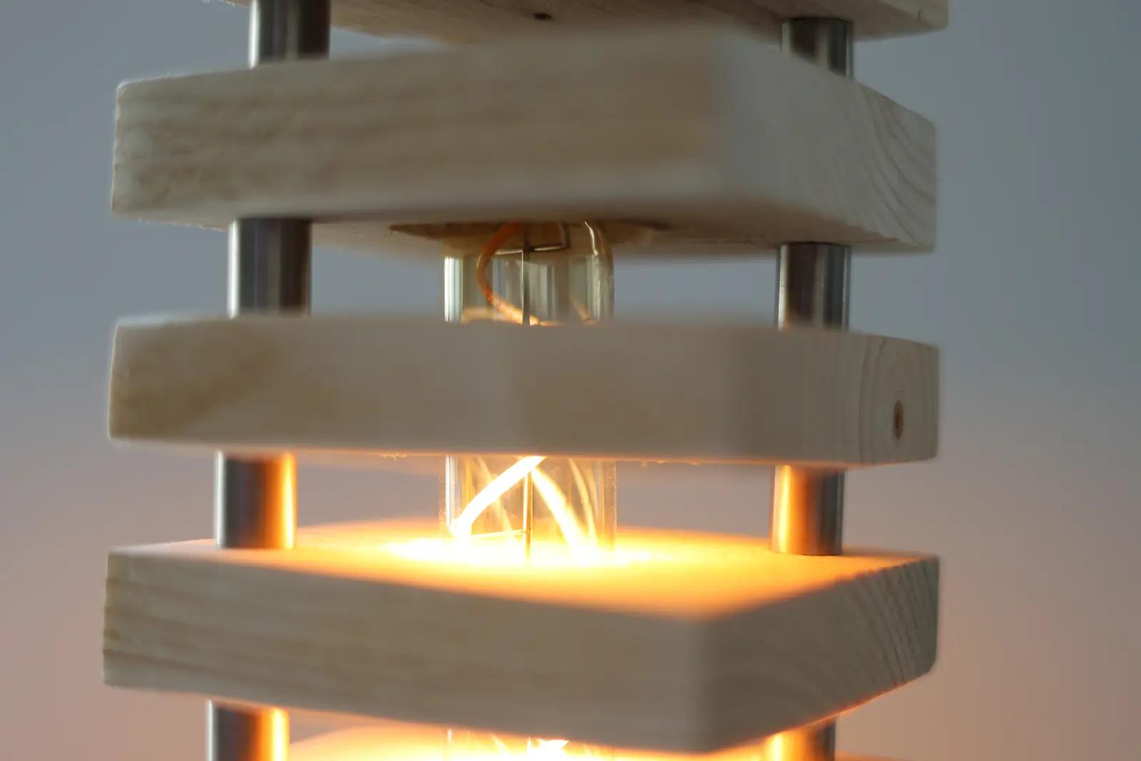 La « Insula » — Luminaires