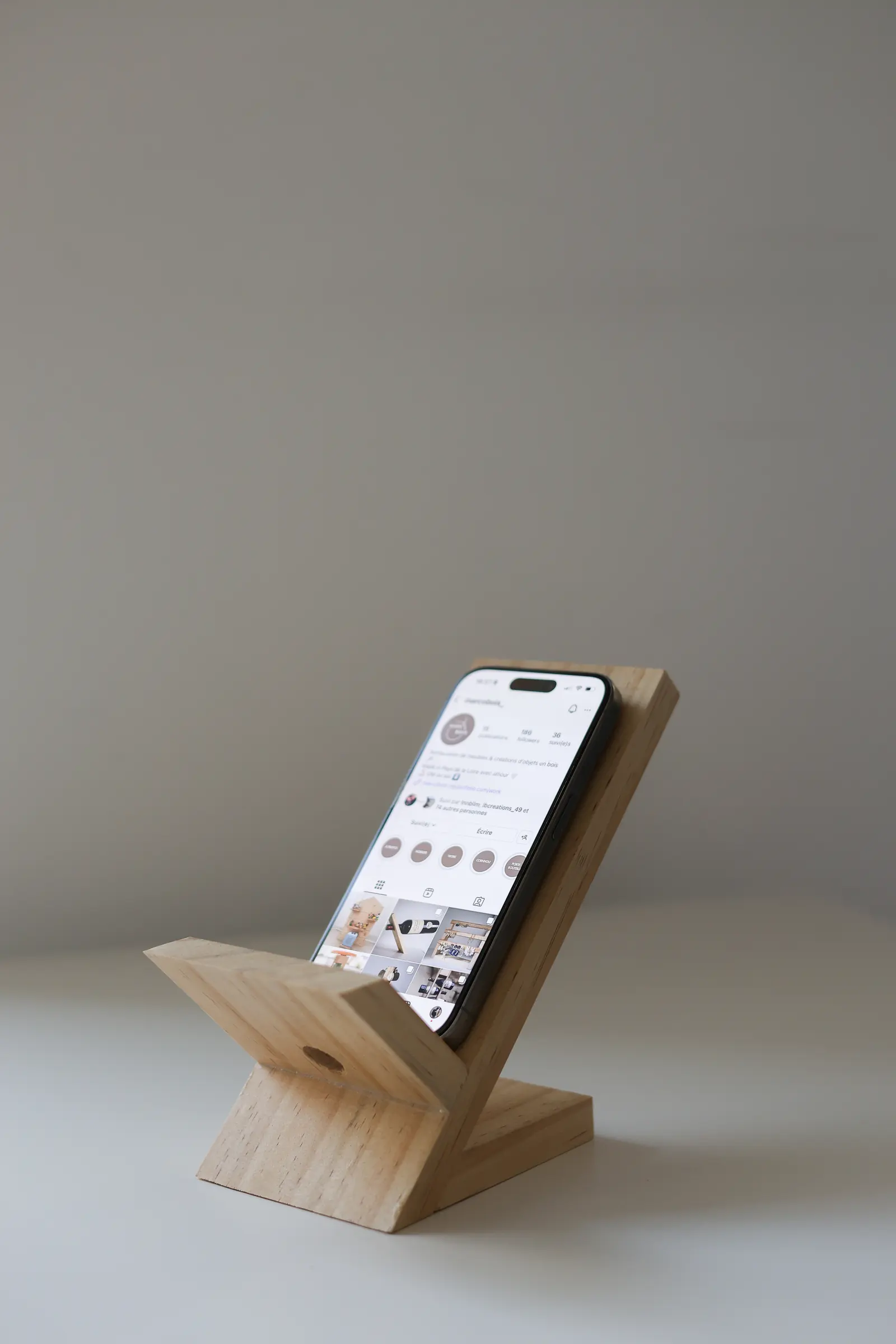 Le support téléphone — Objets du quotidien