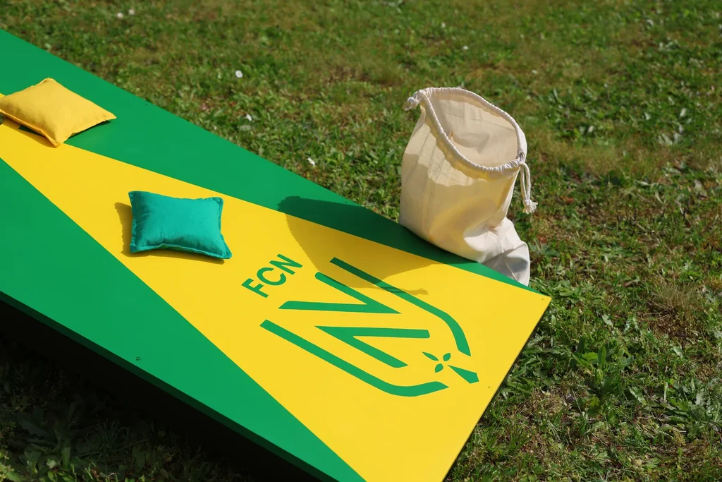 Nos cornholes