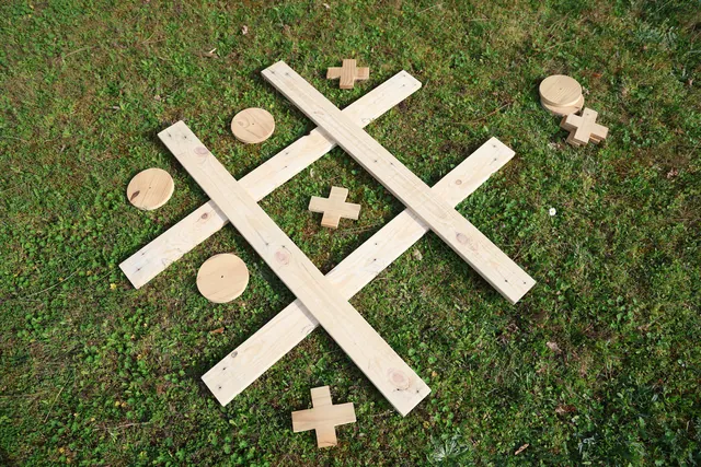 Morpion géant en bois